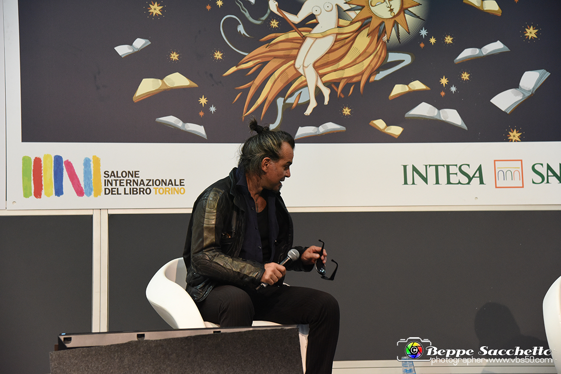 VBS_0605 - Salone del Libro di Torino - 33.ma edizione - 15 Ottobre 2021.jpg